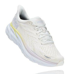 NOW AVAILABLE!! HOKAS Clifton 8 Size 9
